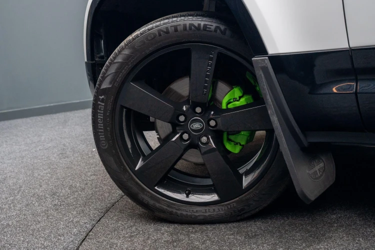 Vehicle Image 13