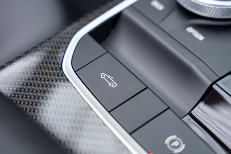 Vehicle Image 30