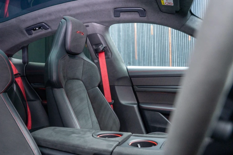 Vehicle Image 33