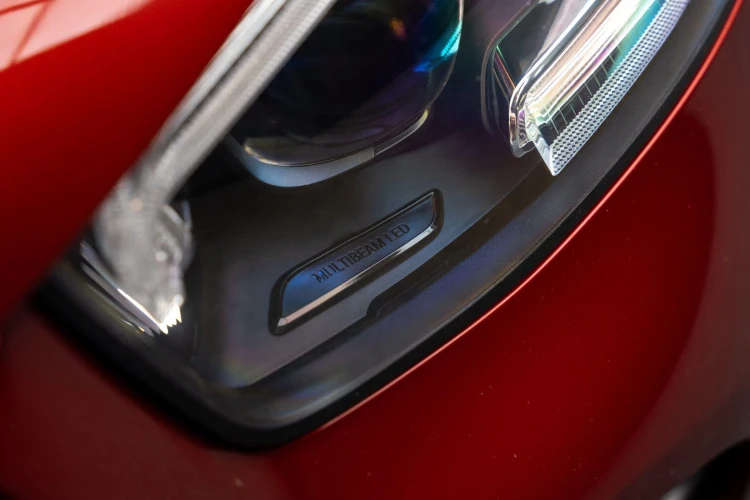 Vehicle Image 35