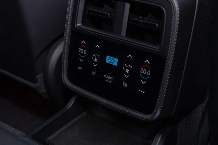 Vehicle Image 41