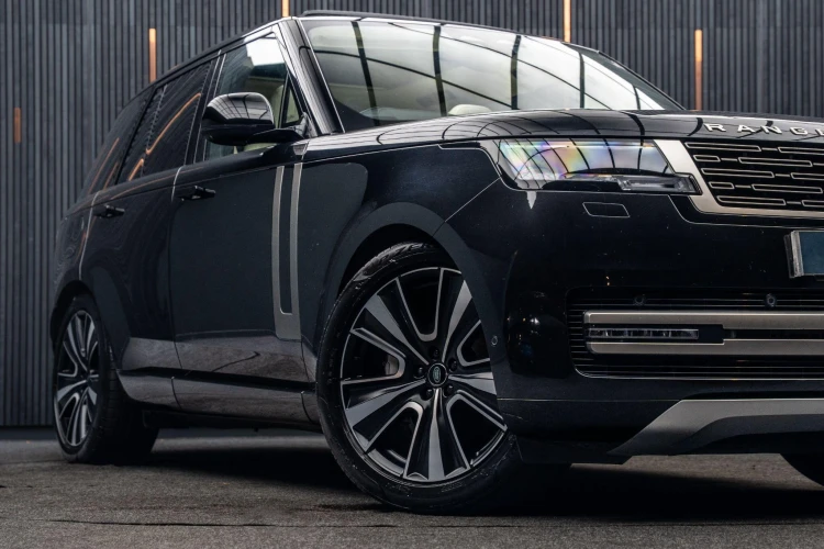 Vehicle Image 7