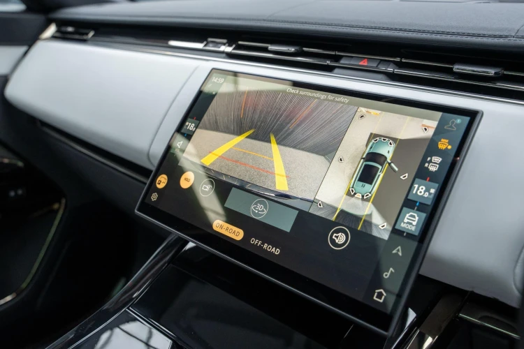 Vehicle Image 8