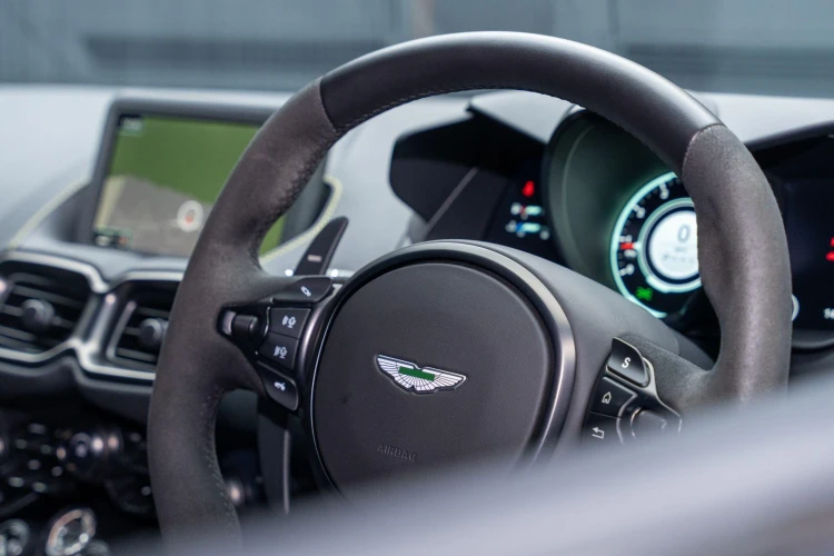 Vehicle Image 36