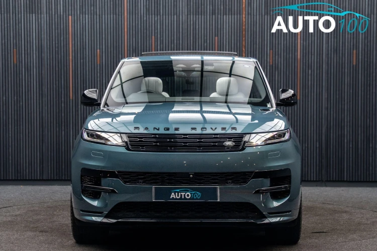 Vehicle Image 9