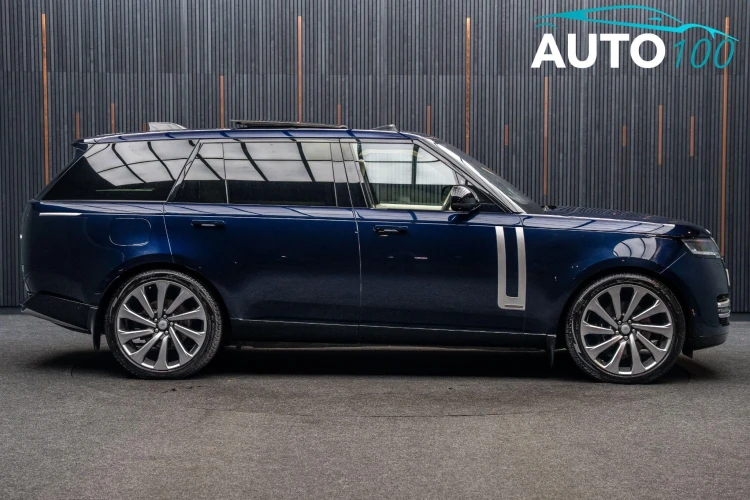 Vehicle Image 11