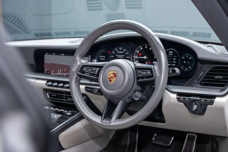 Vehicle Image 40