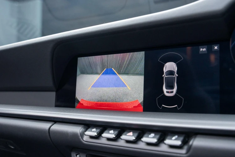 Vehicle Image 10