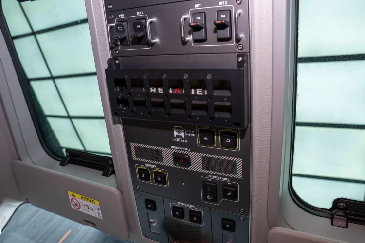 Vehicle Image 31