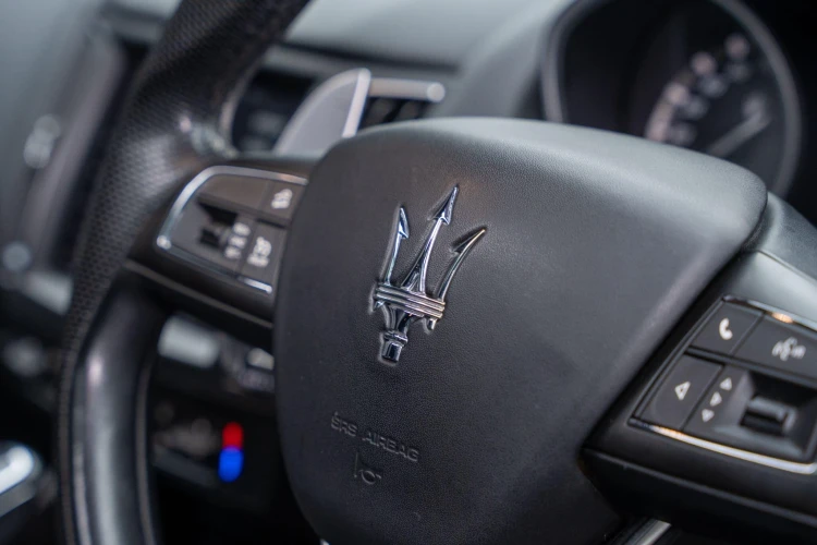 Vehicle Image 36