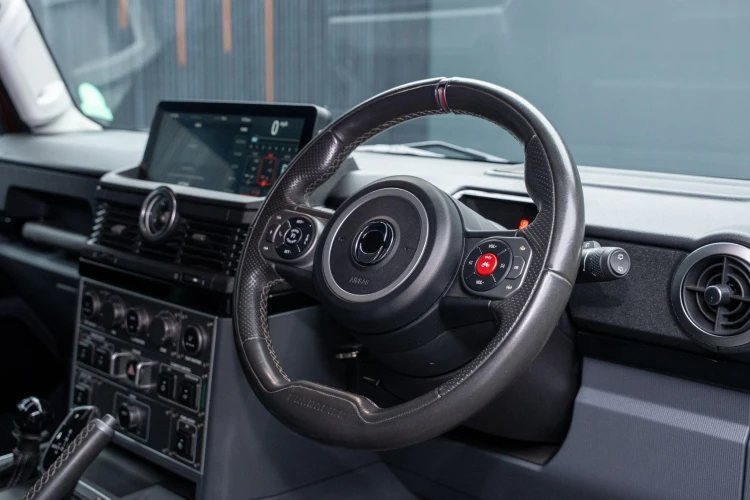 Vehicle Image 4