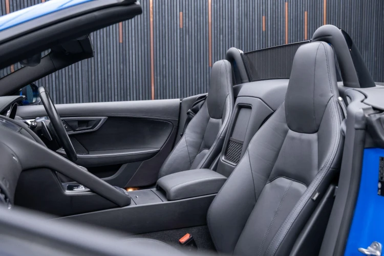 Vehicle Image 40