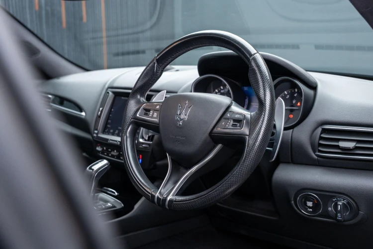 Vehicle Image 40