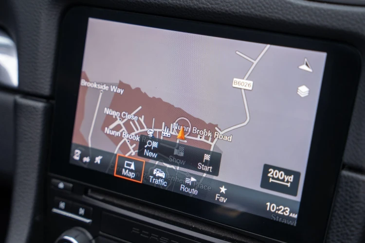 Vehicle Image 6