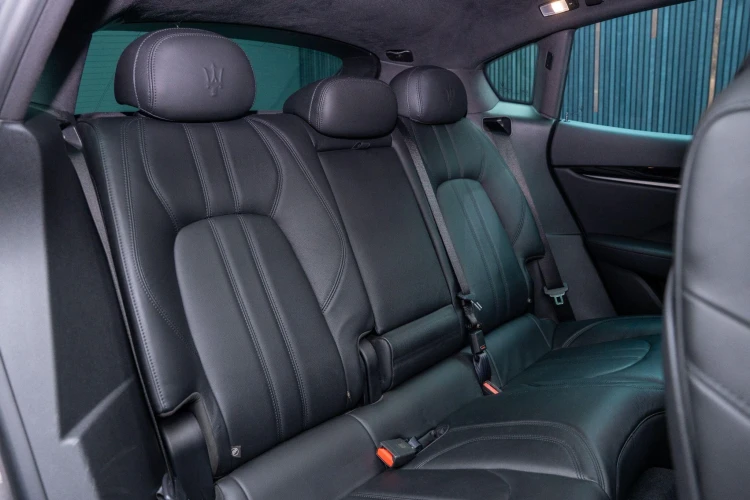 Vehicle Image 14