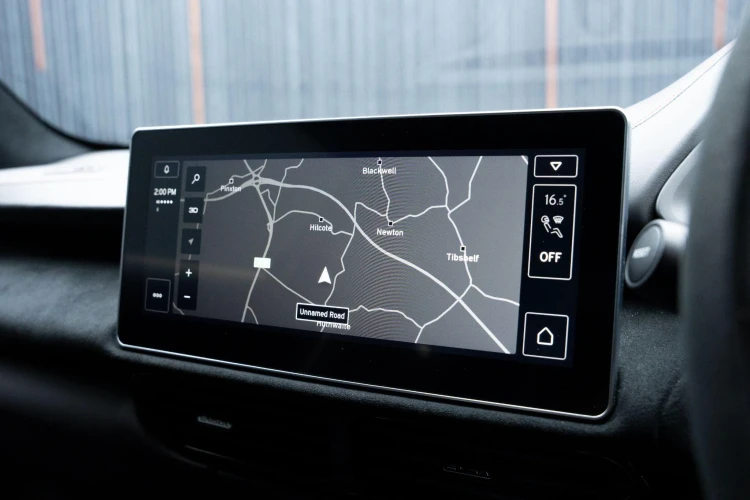 Vehicle Image 8