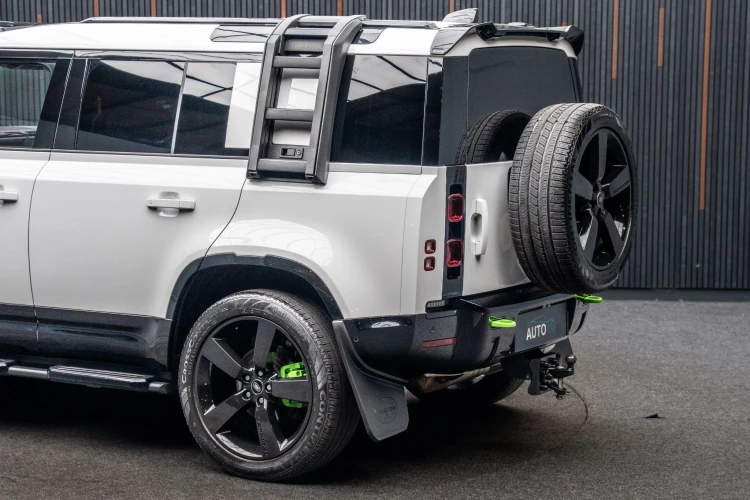 Vehicle Image 19