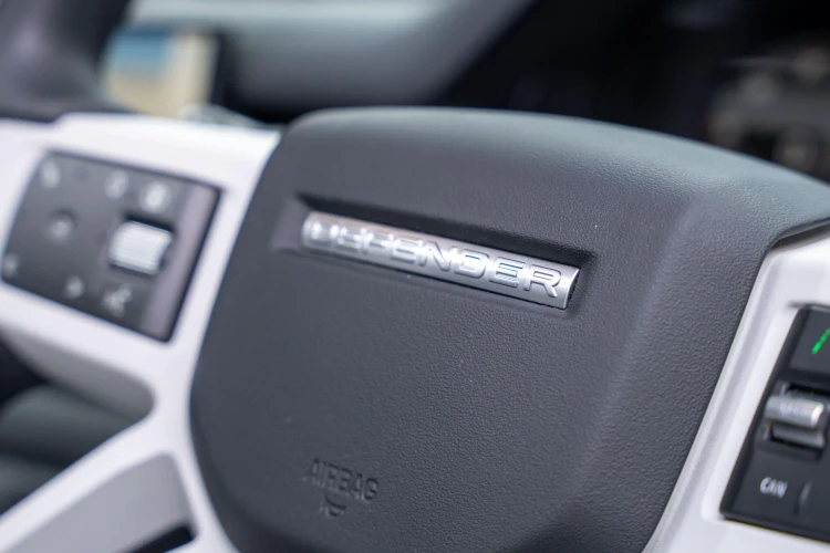 Vehicle Image 18