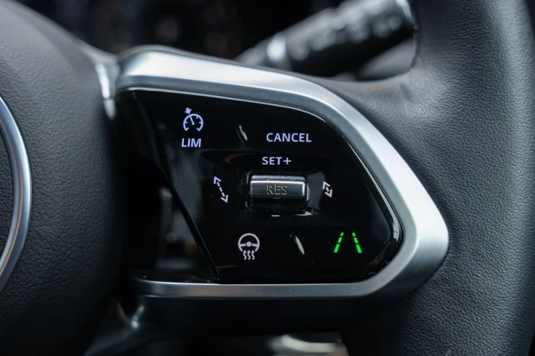Vehicle Image 30