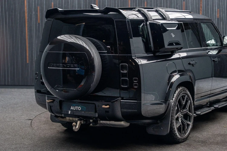 Vehicle Image 21