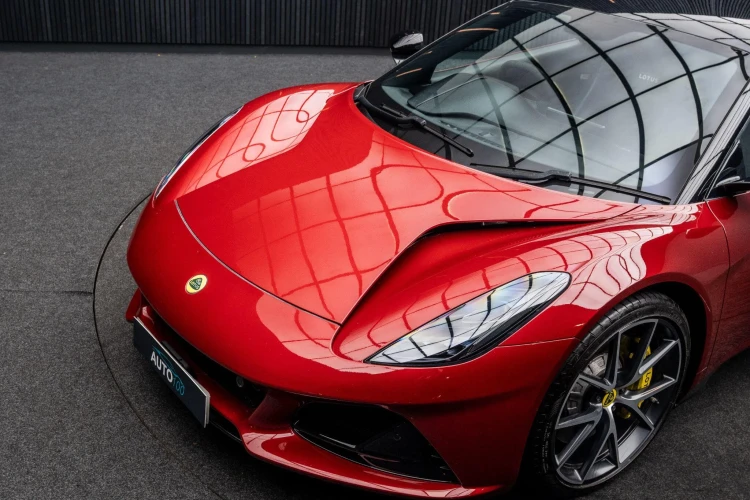Vehicle Image 5