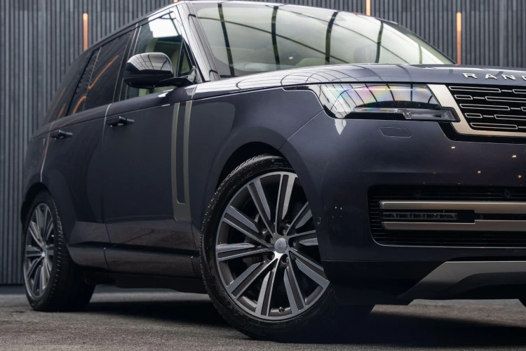 Vehicle Image 7