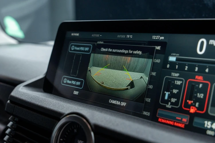Vehicle Image 6