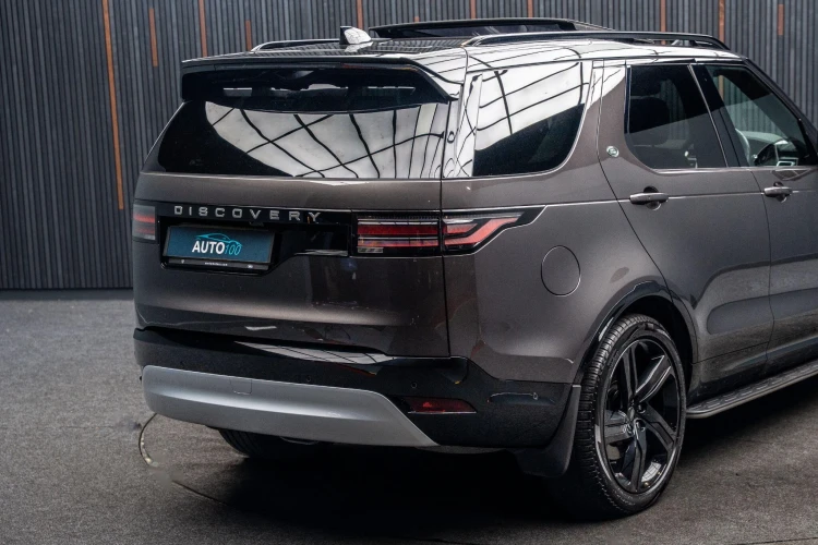 Vehicle Image 19