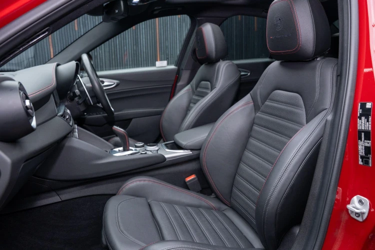 Vehicle Image 45