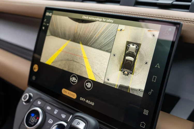 Vehicle Image 10