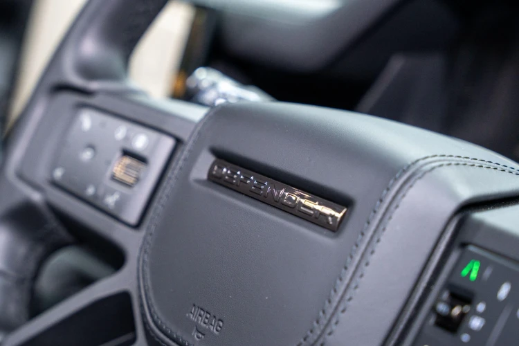 Vehicle Image 35