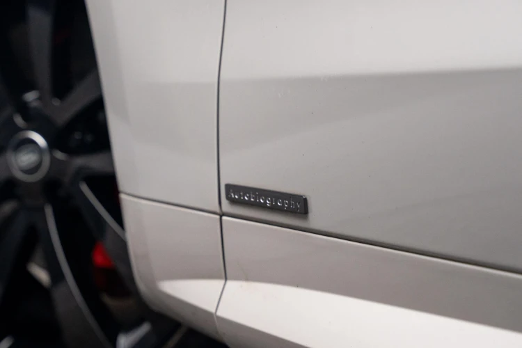 Vehicle Image 23