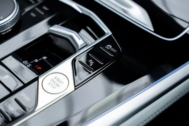 Vehicle Image 30