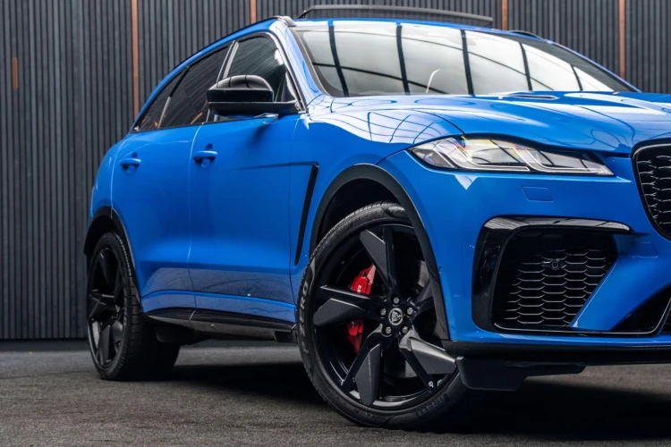 Vehicle Image 7