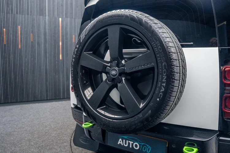 Vehicle Image 30