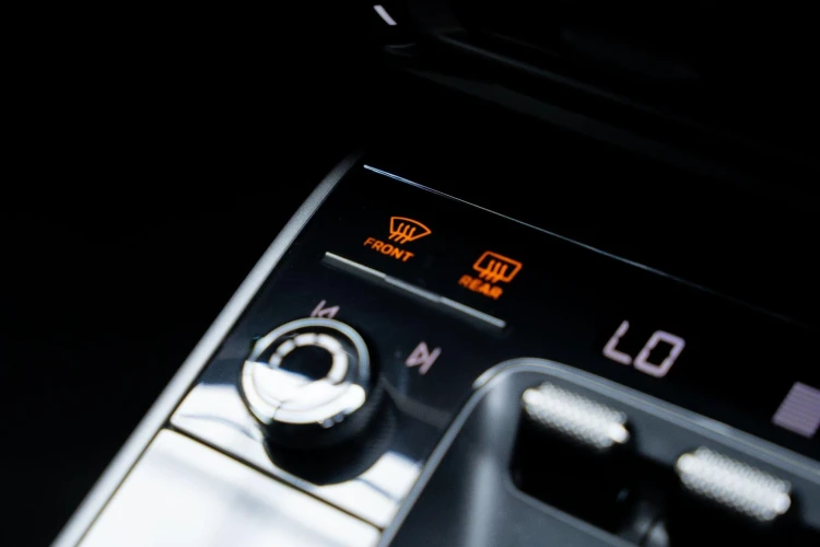 Vehicle Image 22