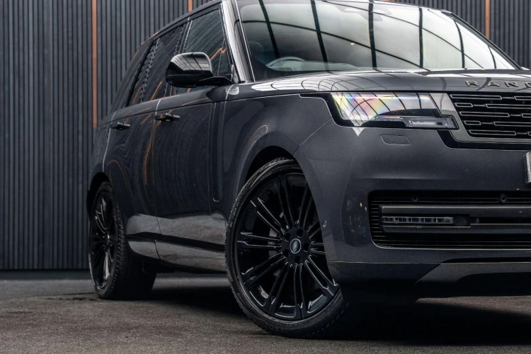 Vehicle Image 7