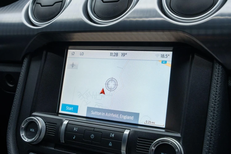 Vehicle Image 10