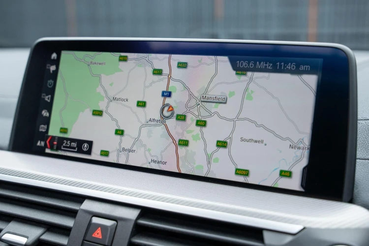 Vehicle Image 6