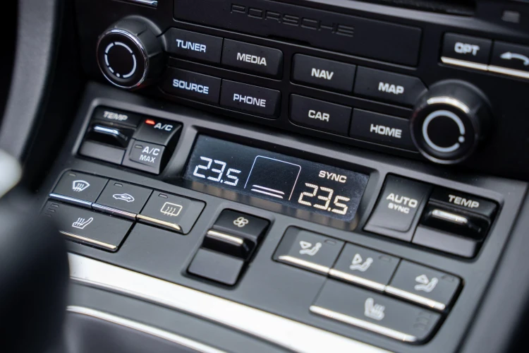 Vehicle Image 20