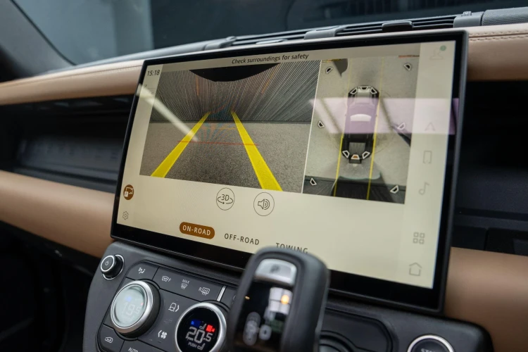 Vehicle Image 10
