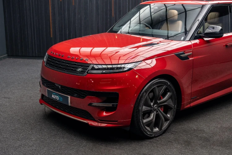 Vehicle Image 11
