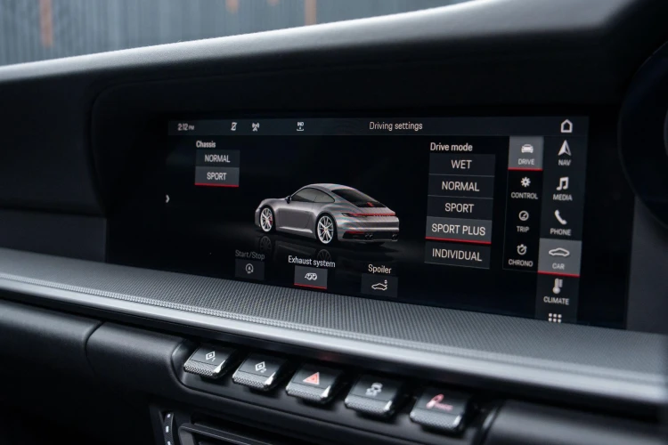 Vehicle Image 10