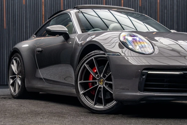 Vehicle Image 7
