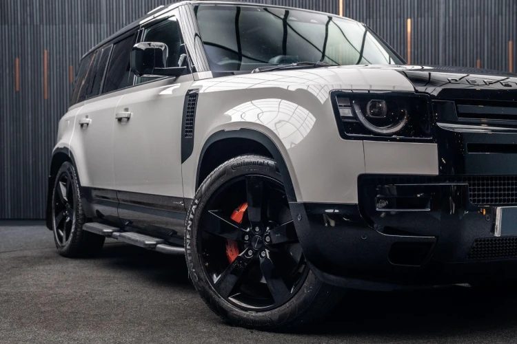 Vehicle Image 7