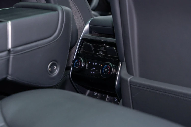 Vehicle Image 49