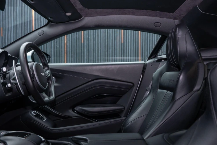 Vehicle Image 36