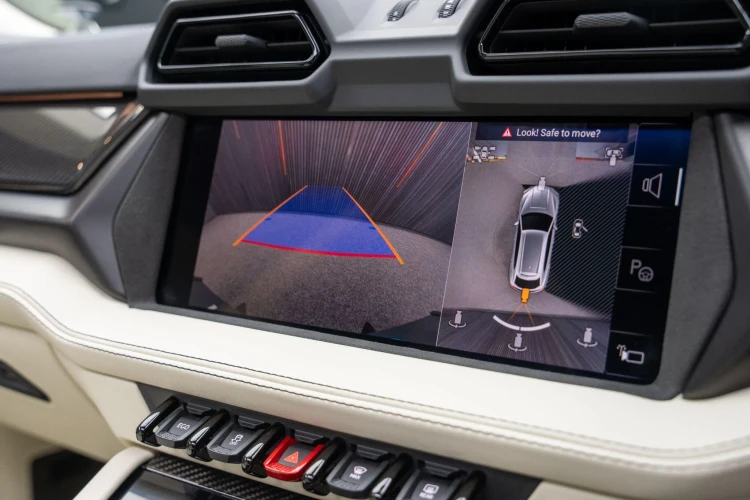 Vehicle Image 10