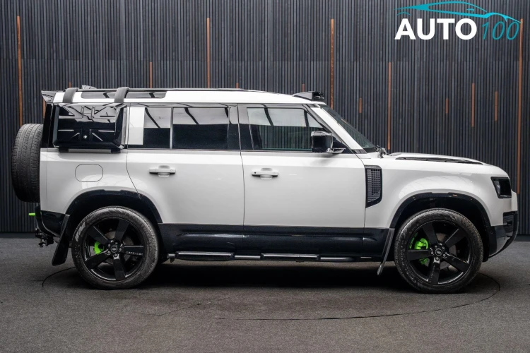 Vehicle Image 11