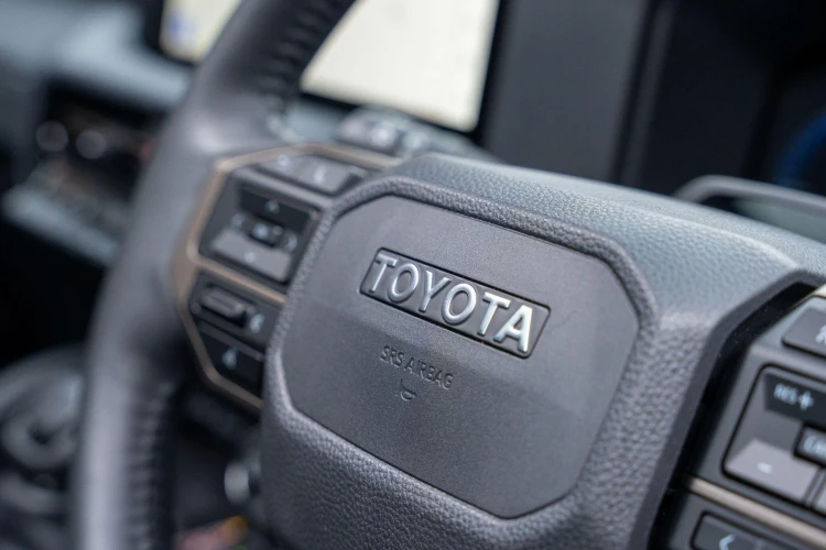 Vehicle Image 30